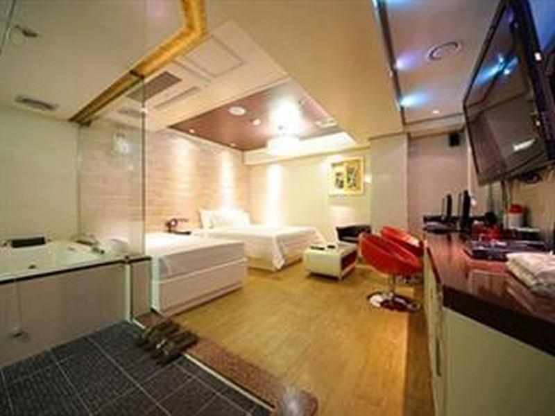 Louis Hotel Seongnam Esterno foto