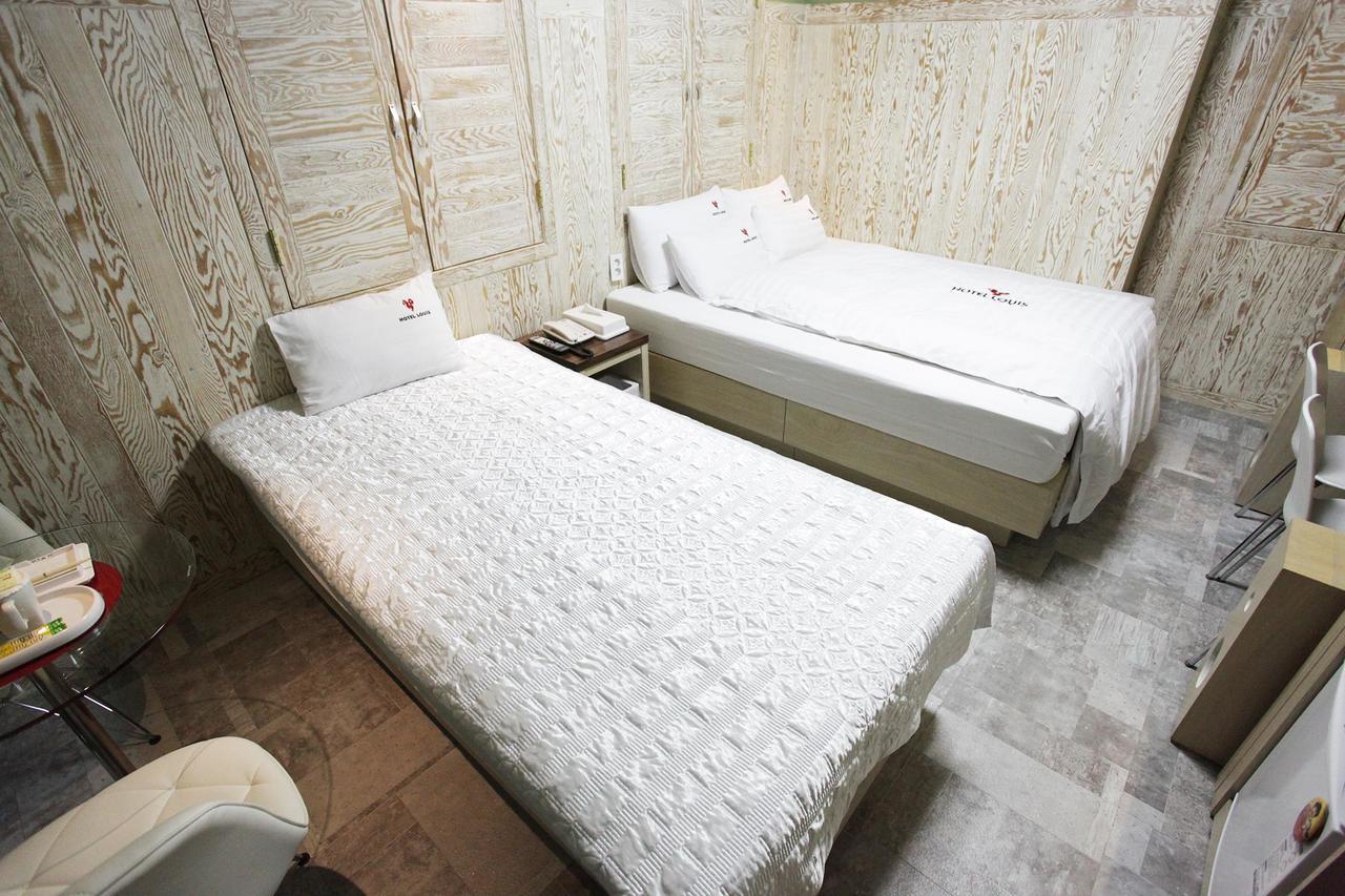 Louis Hotel Seongnam Esterno foto